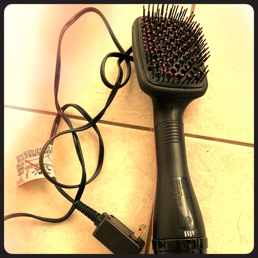 Revlon blow dryer brush